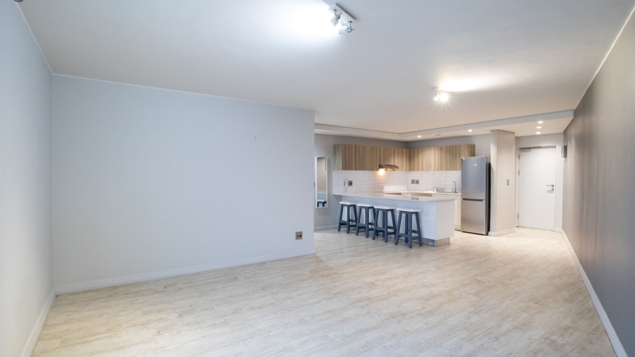 To Let 2 Bedroom Property for Rent in Green Point Western Cape